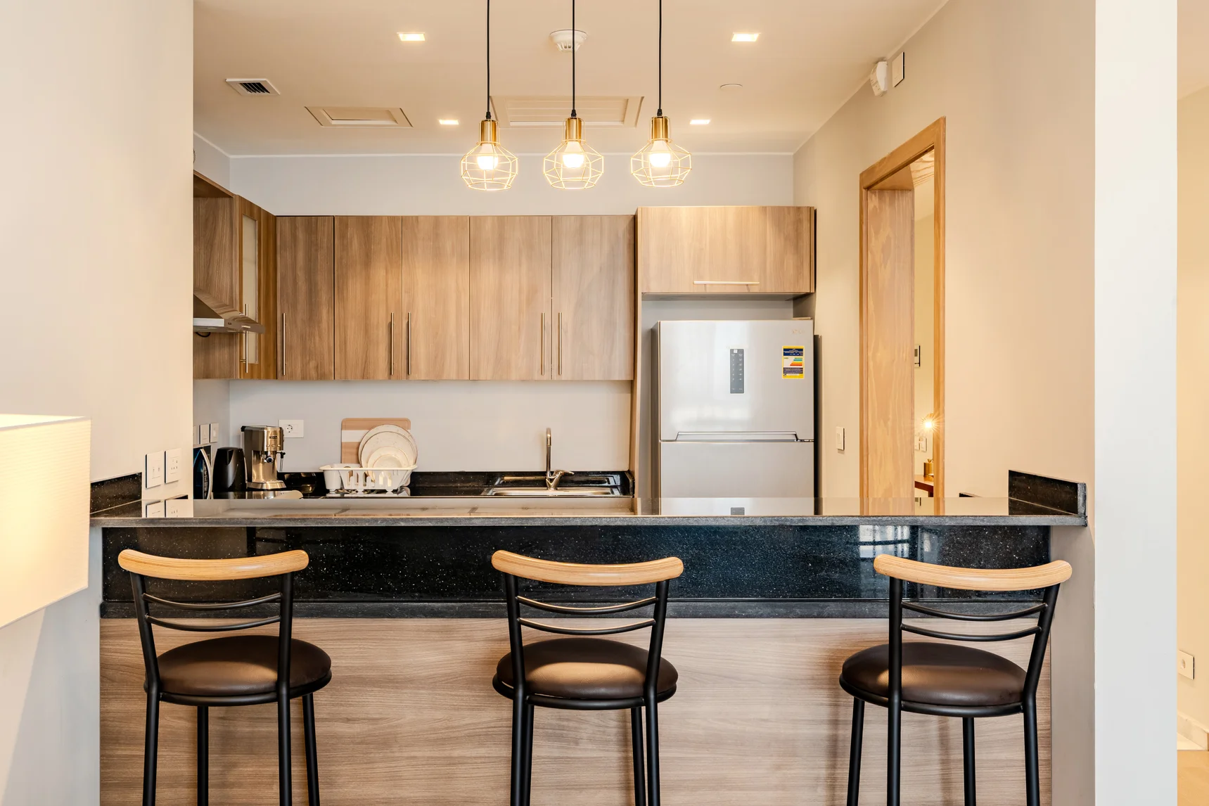 Sh. Zayed · Aeon Towers 2BR w/ Kitchen — photo 4