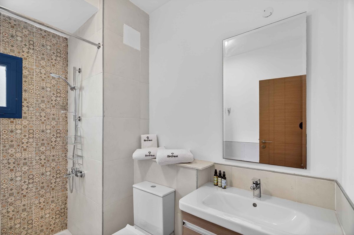 1BR · Greek Village — photo 6