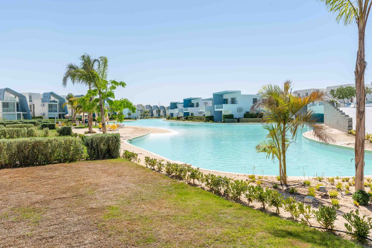 3BR Garden Lagoon View FoukaBay