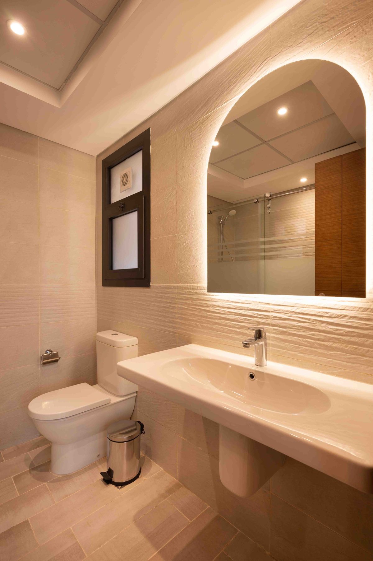 Comfortable 2BR at Aura CFC — photo 2