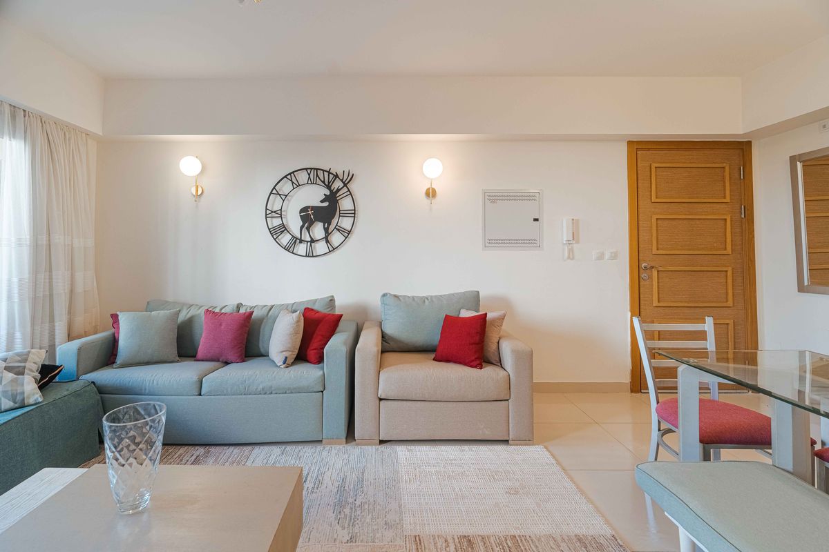 Serviced 1BDR Aprt At Marassi — photo 2