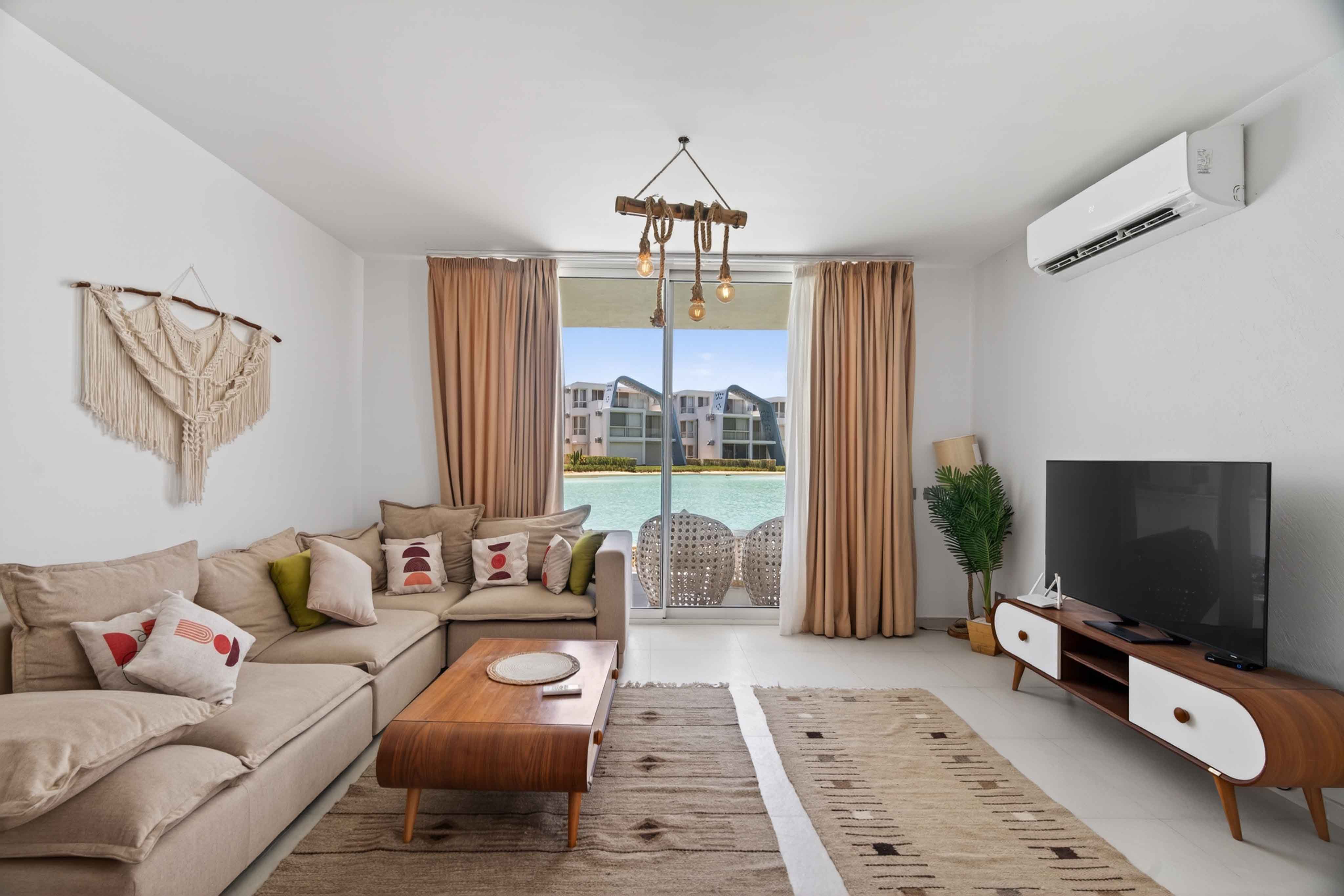 Fouka 3BR Chalet | Lagoon View