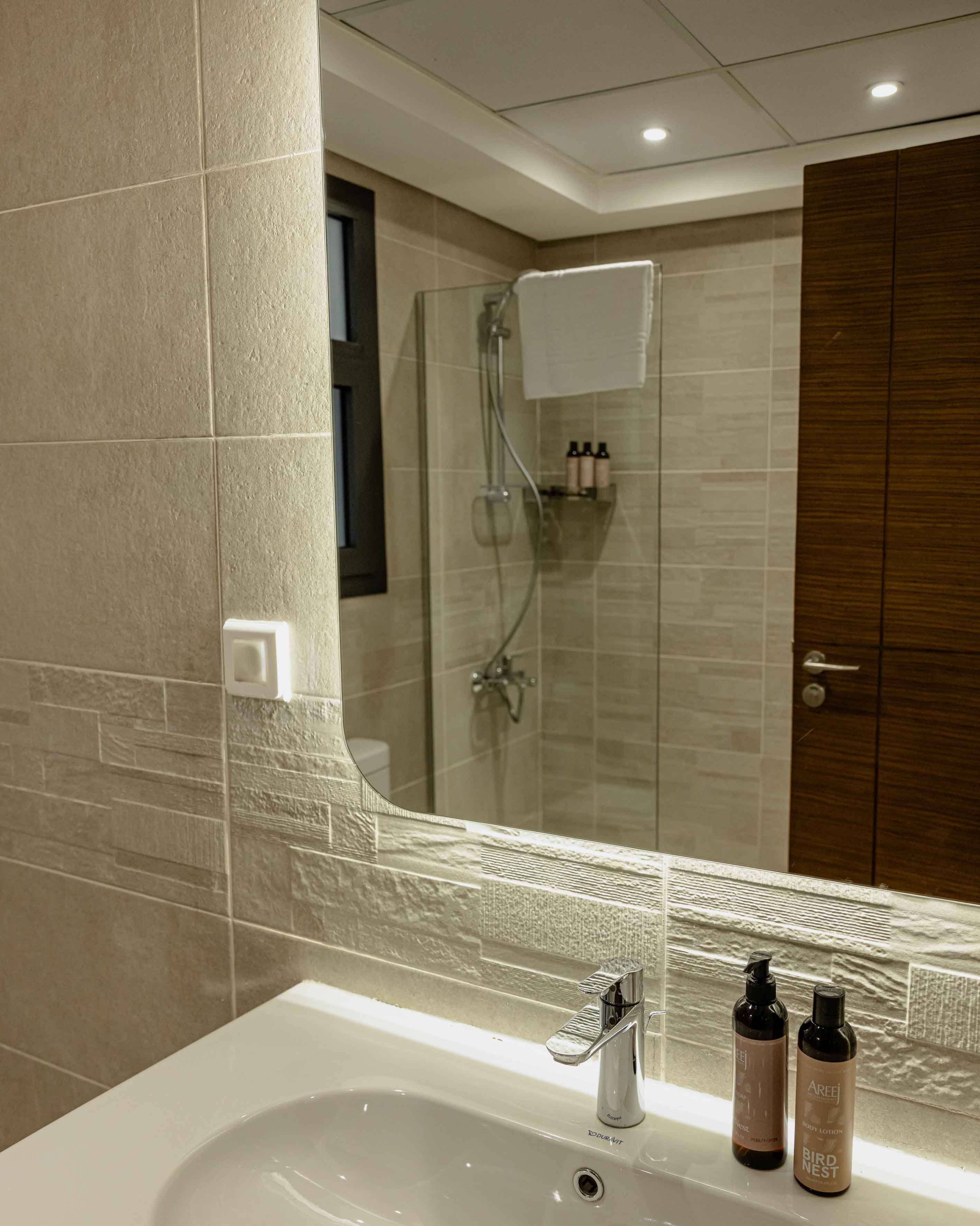 Elegant 2BDR Garden View | CFC — photo 4